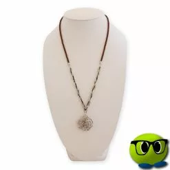 Beau Sautoir Orné D'une Jolie Fleur - Mrbulle